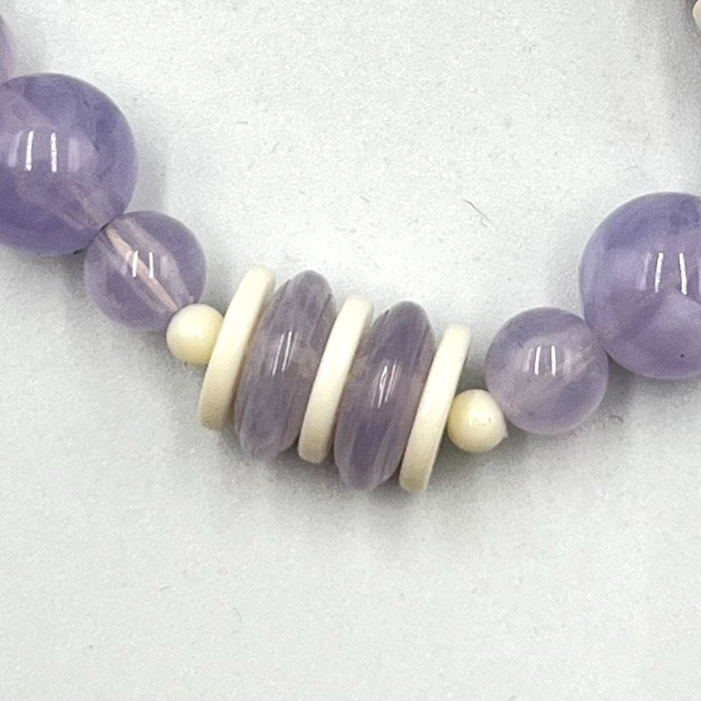 Vintage Retro Lavender Purple Glass & Cream Resin Beaded Strand Necklace 24" - Picture 5 of 9